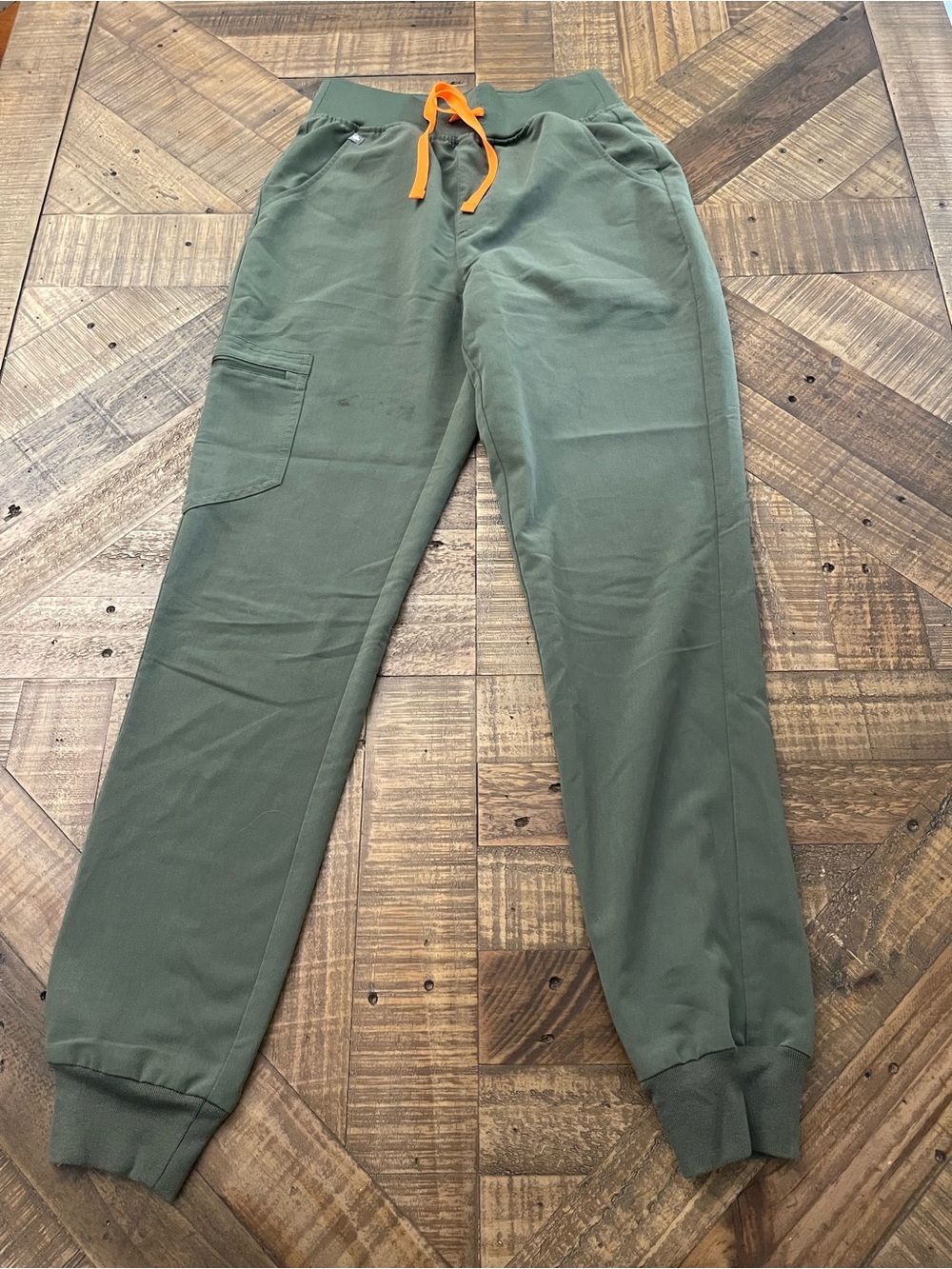 FIGS Zamora Jogger Scrub Pants-Moss